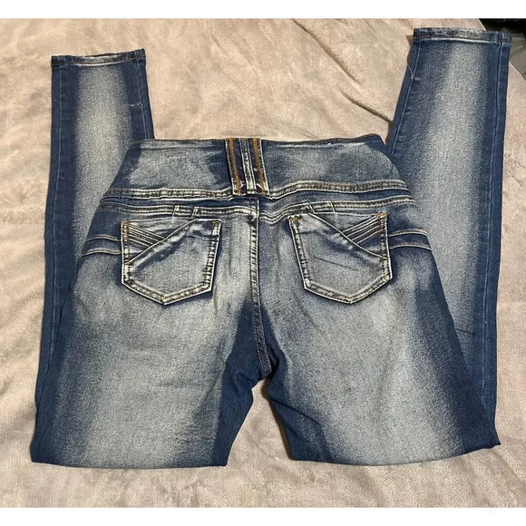 NWOT L’Square SZ 9 Long Pants Jeans Distressed High Button Stretch - Picture 4 of 5